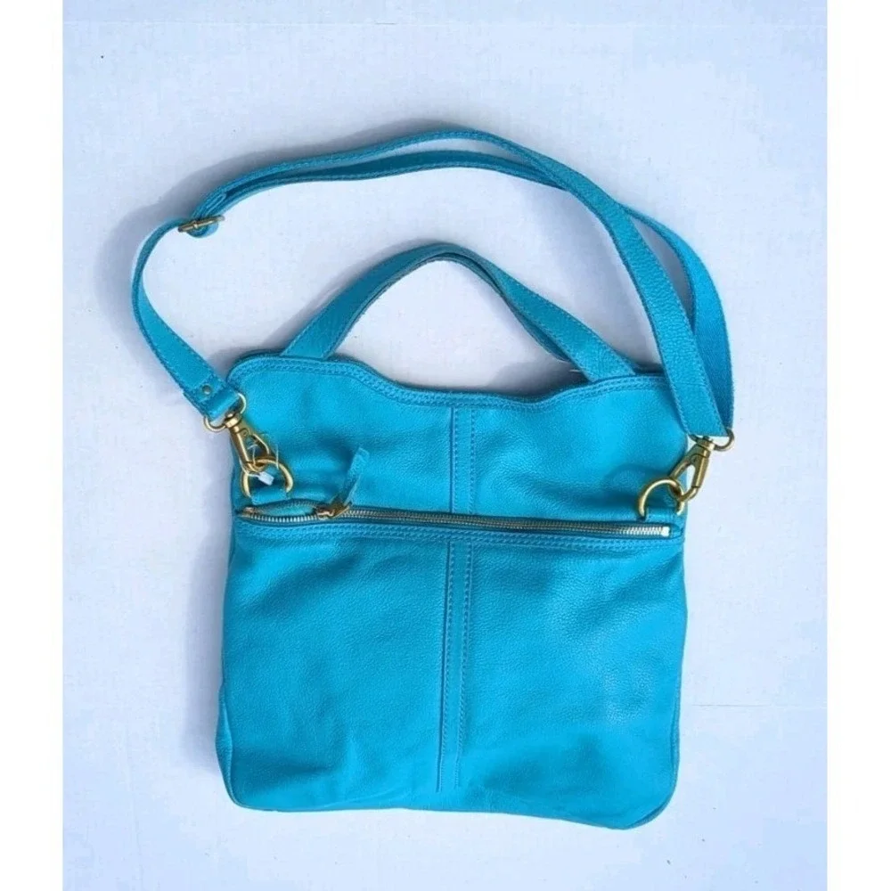 Fossil Erin Tidal Blue Soft Pebbled Leather Fold Over Crossbody Zipper Pockets